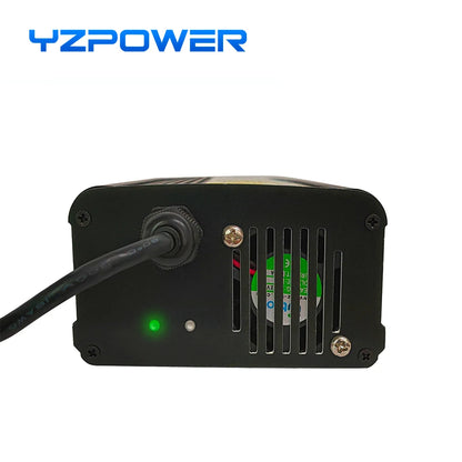 67.2V 5A Lithium Battery Charger 16S/ 60V 72V 5A Lithium Battery Charger Fast Charging with Cooling Fan